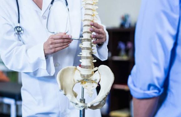Signs It May Be Time To Consult A Backache Specialist Doctor
